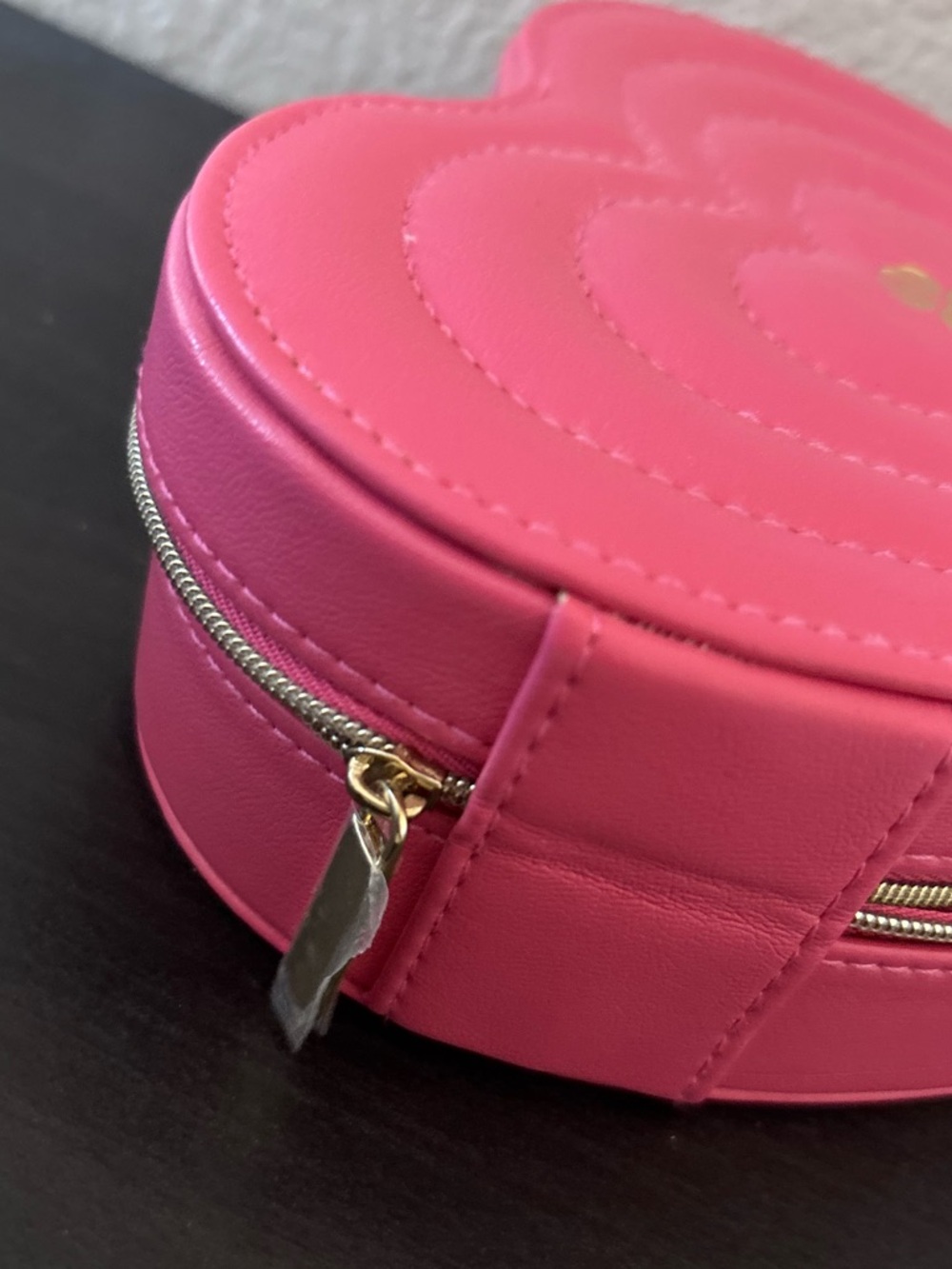 Heart-Shaped Pink Jewelry Case - Picture 4 of 7